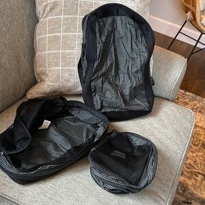 Black Travel Organizer Set